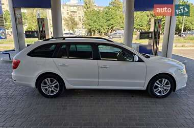 Универсал Skoda Superb 2011 в 