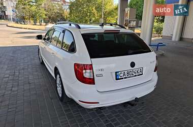 Универсал Skoda Superb 2011 в 