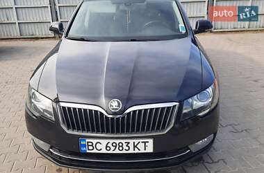 Універсал Skoda Superb 2013 в Львові