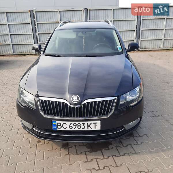 Универсал Skoda Superb 2013 в 