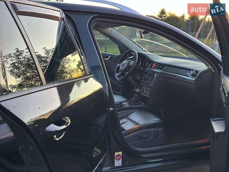 Универсал Skoda Superb 2012 в Ровно