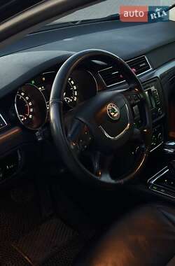 Универсал Skoda Superb 2012 в 