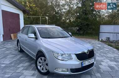 Лифтбек Skoda Superb 2008 в 