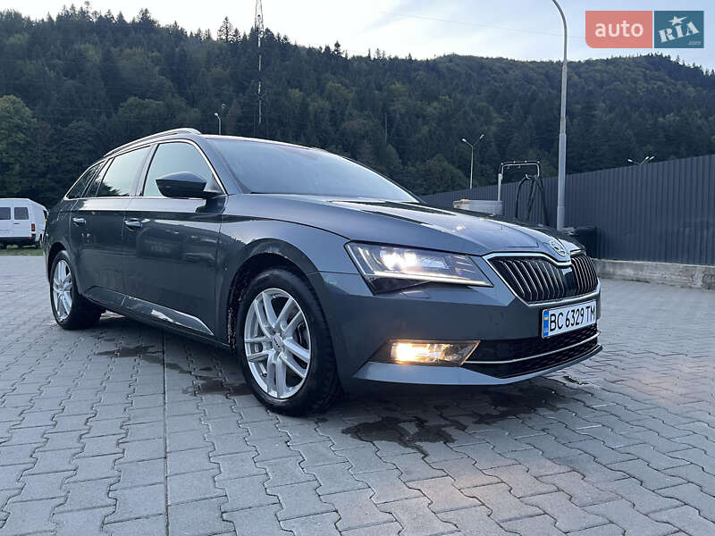 Универсал Skoda Superb 2018 в Львове