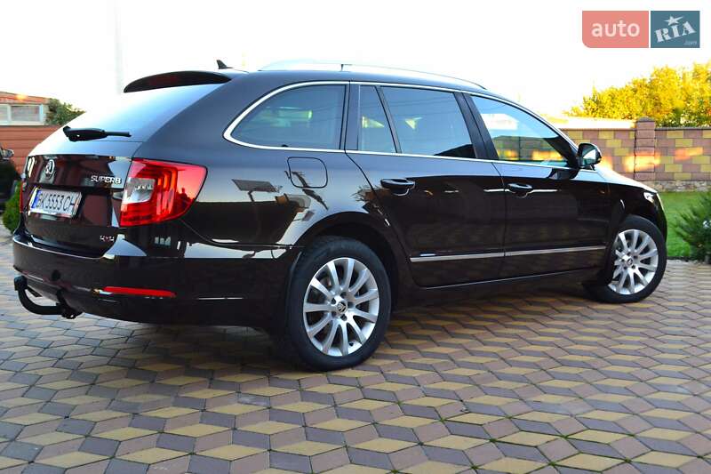 Универсал Skoda Superb 2014 в Сарнах