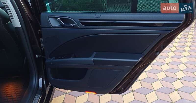 Универсал Skoda Superb 2014 в Сарнах