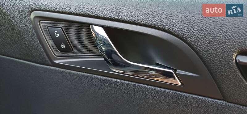 Универсал Skoda Superb 2014 в Сарнах