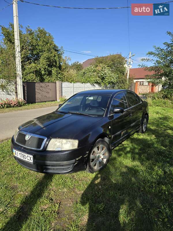 Лифтбек Skoda Superb 2005 в Борисполе