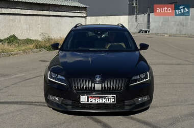 Лифтбек Skoda Superb 2017 в 