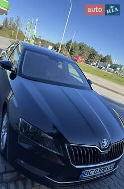 Лифтбек Skoda Superb 2017 в Бродах