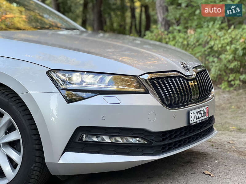 Универсал Skoda Superb 2019 в Дубно