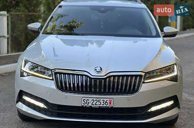Универсал Skoda Superb 2019 в 