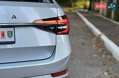 Универсал Skoda Superb 2019 в 