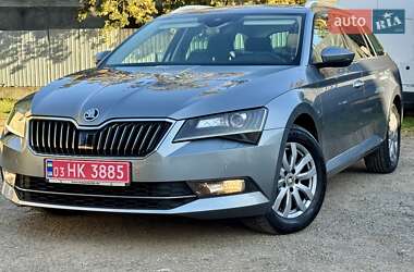 Универсал Skoda Superb 2017 в 