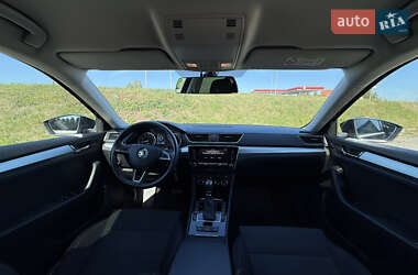 Лифтбек Skoda Superb 2019 в 