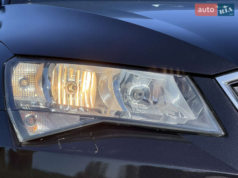Лифтбек Skoda Superb 2019 в Стрые