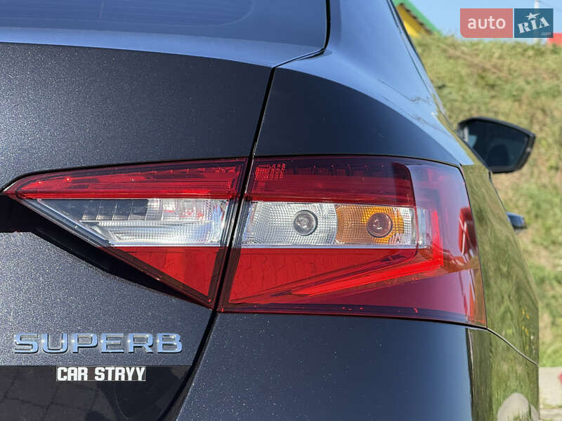 Лифтбек Skoda Superb 2019 в Стрые