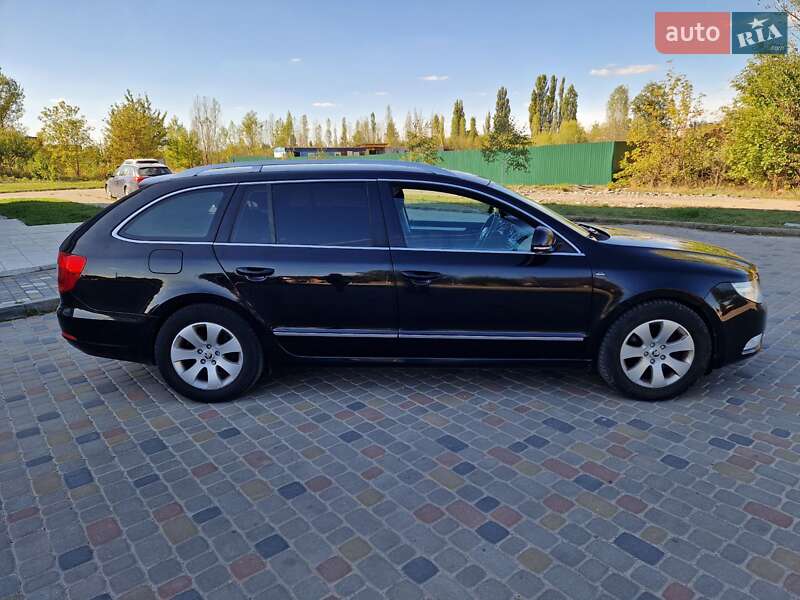 Универсал Skoda Superb 2013 в Житомире
