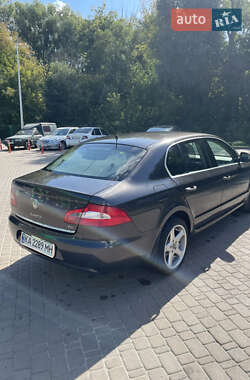 Лифтбек Skoda Superb 2008 в 