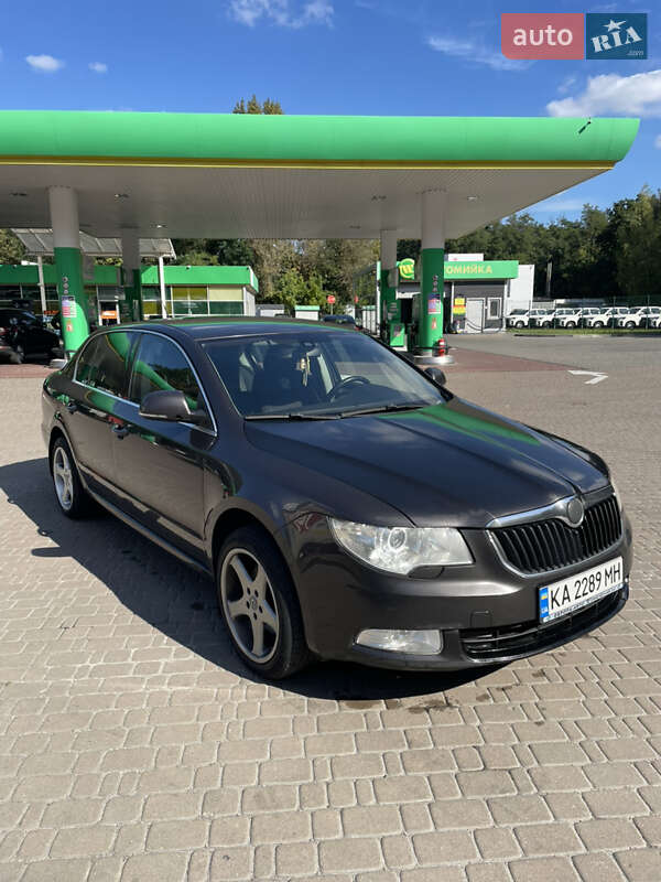 Лифтбек Skoda Superb 2008 в 