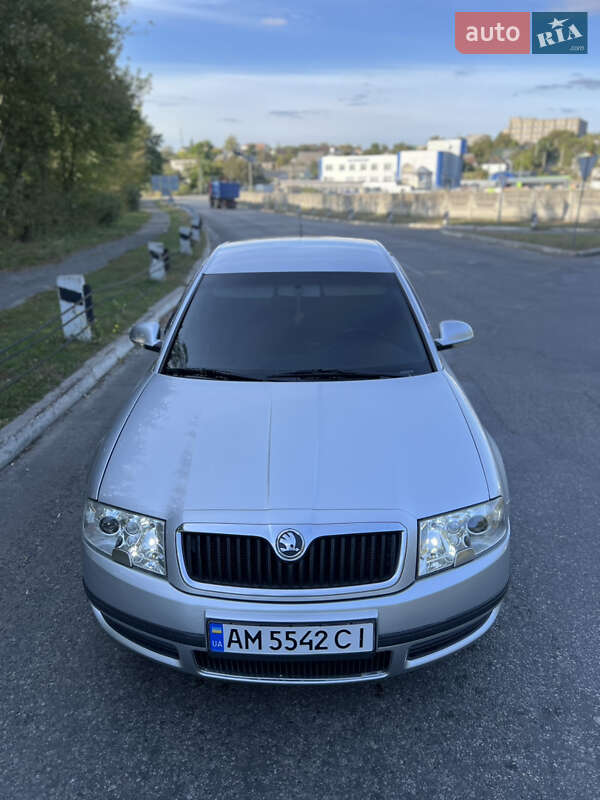 Лифтбек Skoda Superb 2008 в Малине фото 2 Лифтбек Skoda Superb 2008 в Малине