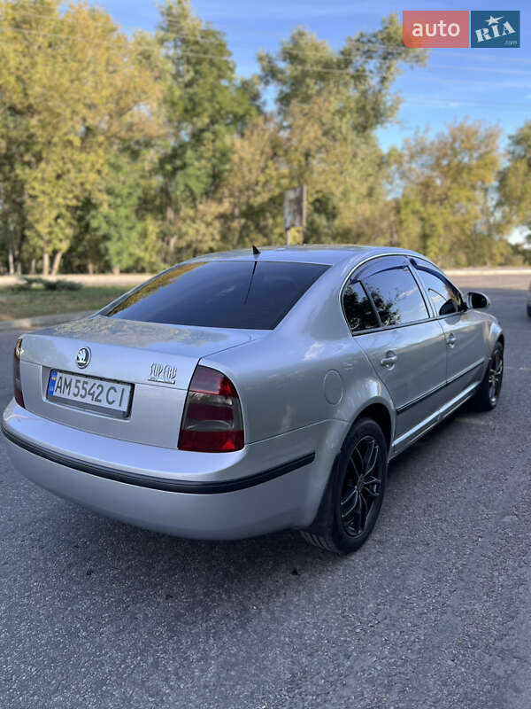 Лифтбек Skoda Superb 2008 в Малине фото 4 Лифтбек Skoda Superb 2008 в Малине