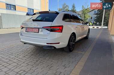 Универсал Skoda Superb 2021 в 