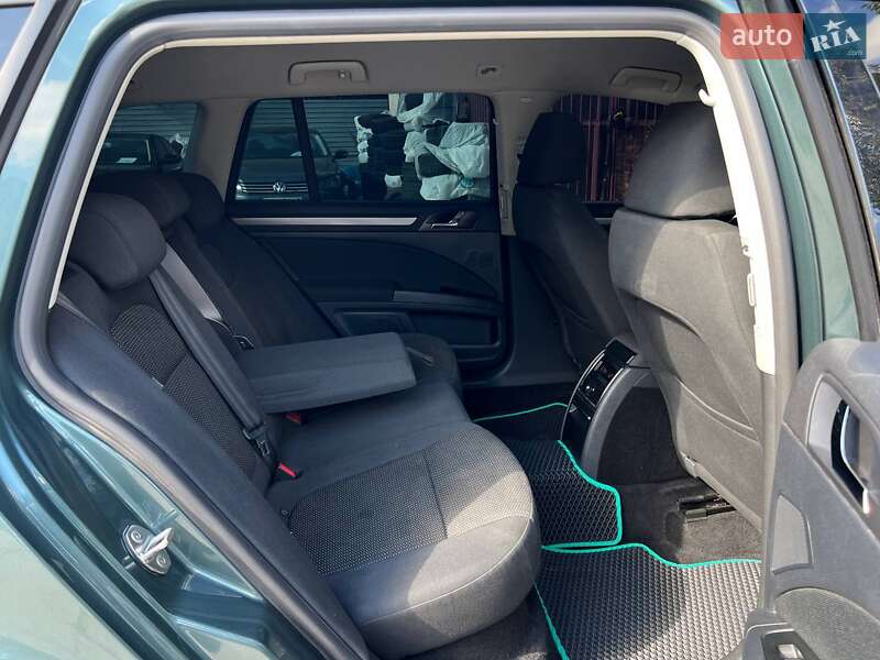 Универсал Skoda Superb 2011 в Киеве
