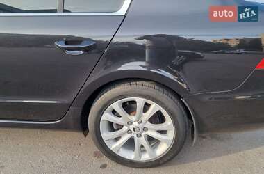Лифтбек Skoda Superb 2014 в 