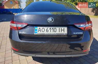 Лифтбек Skoda Superb 2017 в 
