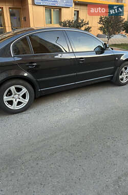 Лифтбек Skoda Superb 2007 в 