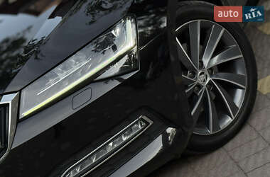 Лифтбек Skoda Superb 2021 в 