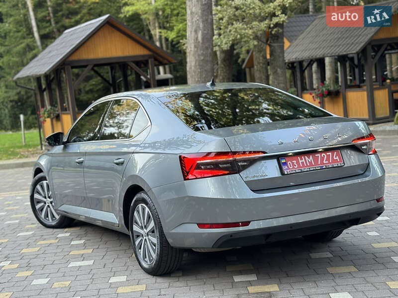 Лифтбек Skoda Superb 2021 в Трускавце