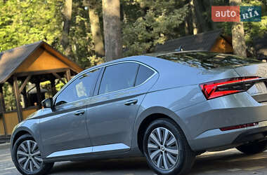 Лифтбек Skoda Superb 2021 в 