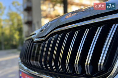 Лифтбек Skoda Superb 2021 в 