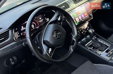 Лифтбек Skoda Superb 2021 в 