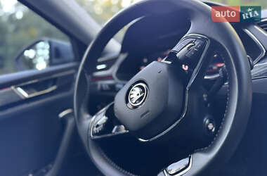 Лифтбек Skoda Superb 2021 в 