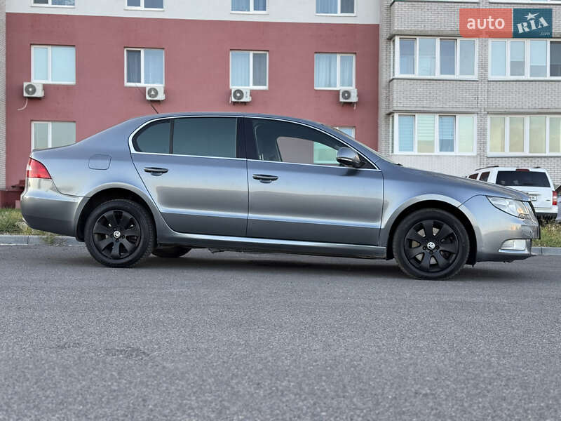 Лифтбек Skoda Superb 2008 в Виннице