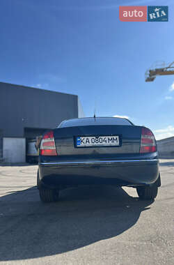 Лифтбек Skoda Superb 2007 в 