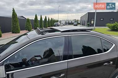 Лифтбек Skoda Superb 2016 в 