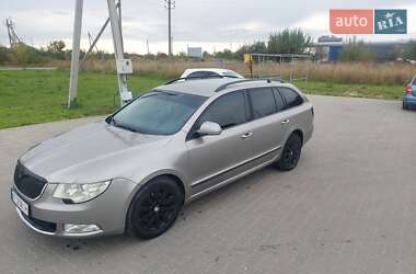Универсал Skoda Superb 2010 в 