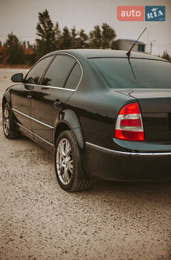 Лифтбек Skoda Superb 2007 в 