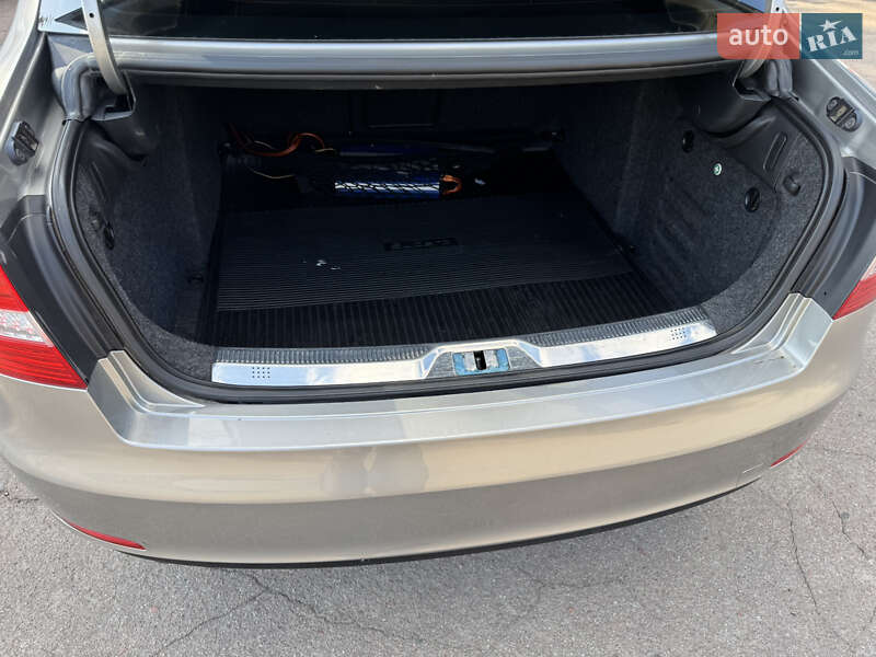 Ліфтбек Skoda Superb 2013 в Конотопі фото 15 Ліфтбек Skoda Superb 2013 в Конотопі