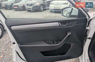 Универсал Skoda Superb 2019 в 