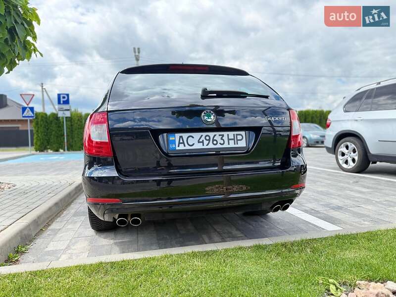Универсал Skoda Superb 2013 в Луцке