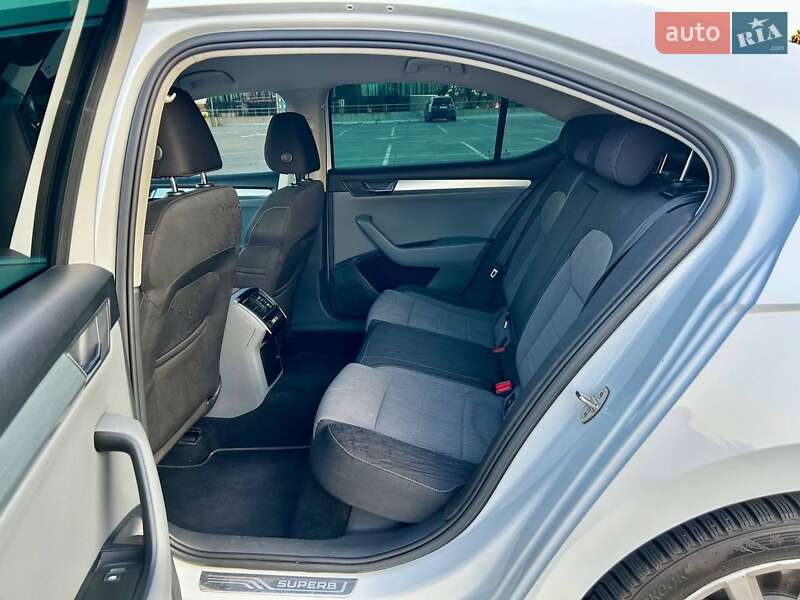 Лифтбек Skoda Superb 2015 в Киеве фото 24 Лифтбек Skoda Superb 2015 в Киеве