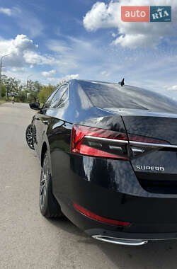 Лифтбек Skoda Superb 2019 в 