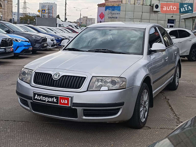 Skoda Superb 2006