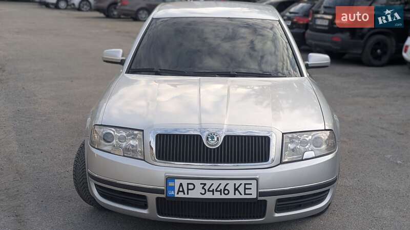 Skoda Superb 2002