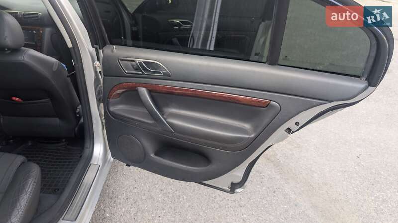 Лифтбек Skoda Superb 2002 в Ивано-Франковске